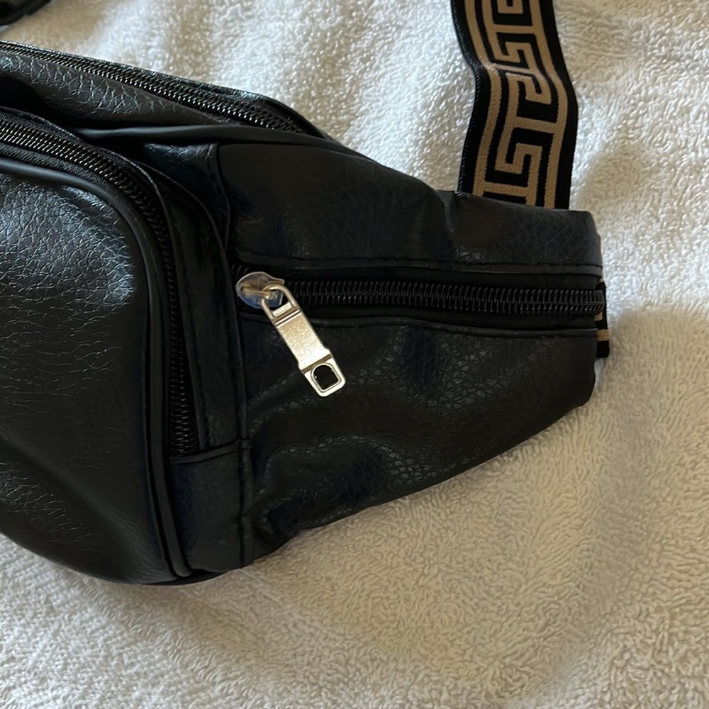 Fanny pack - Picture 2 of 7